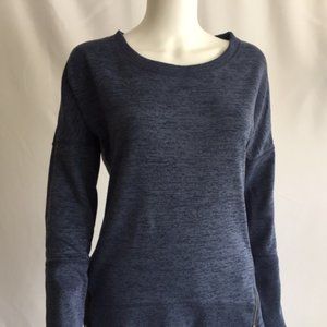 ATHLETA CITYSCAPE BLUE CREWNECK SWEATSHIRT